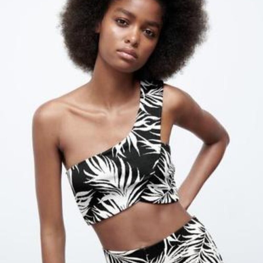 NWT Zara One Shoulder Notched Asymmetrical Printed Crop Top